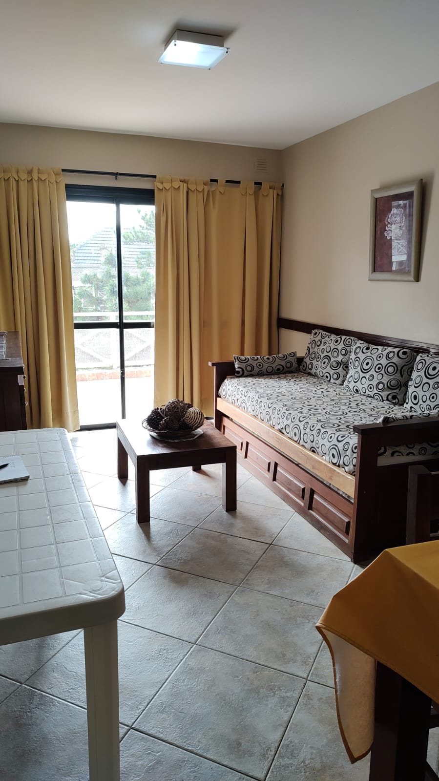 Imagen living departamento 4 ambientes